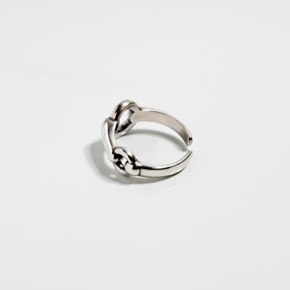 Horsebit Ring