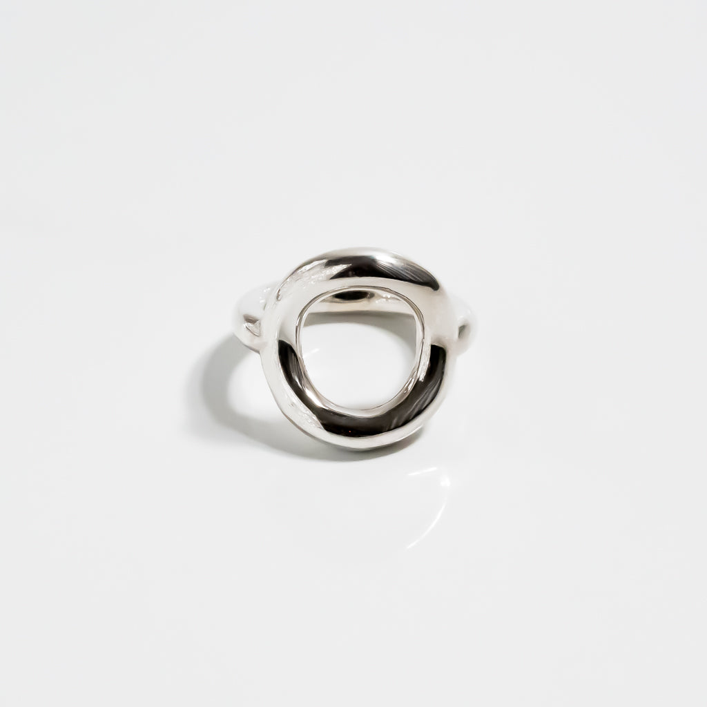 Tick Oval Ring