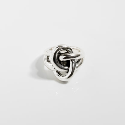 Complicated Knot Ring