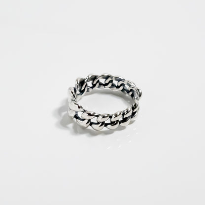 Gradation Chain Ring