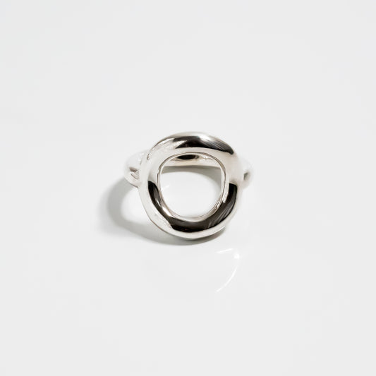 Tick Oval Ring