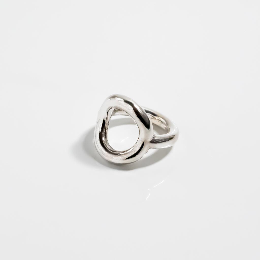 Tick Oval Ring