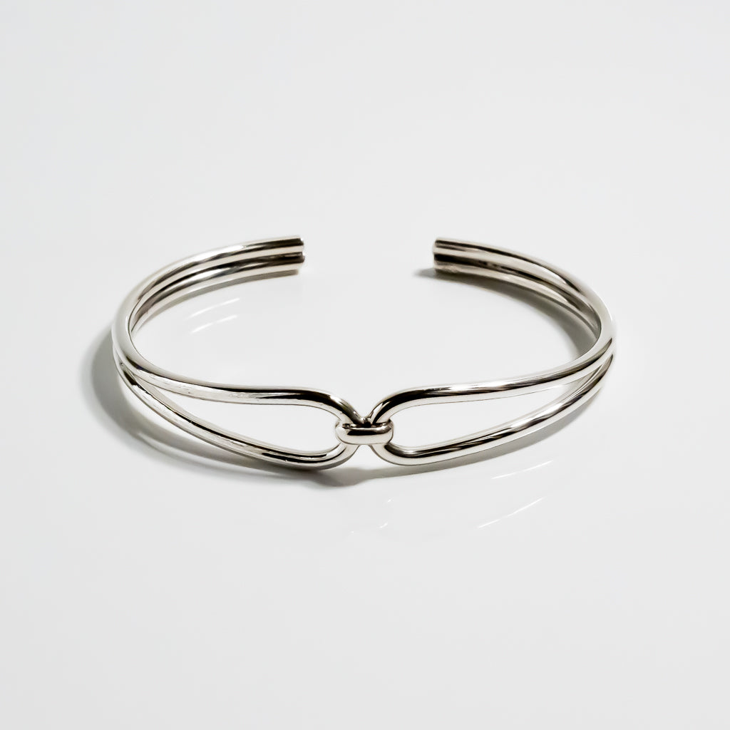 Cross Knot Bangle