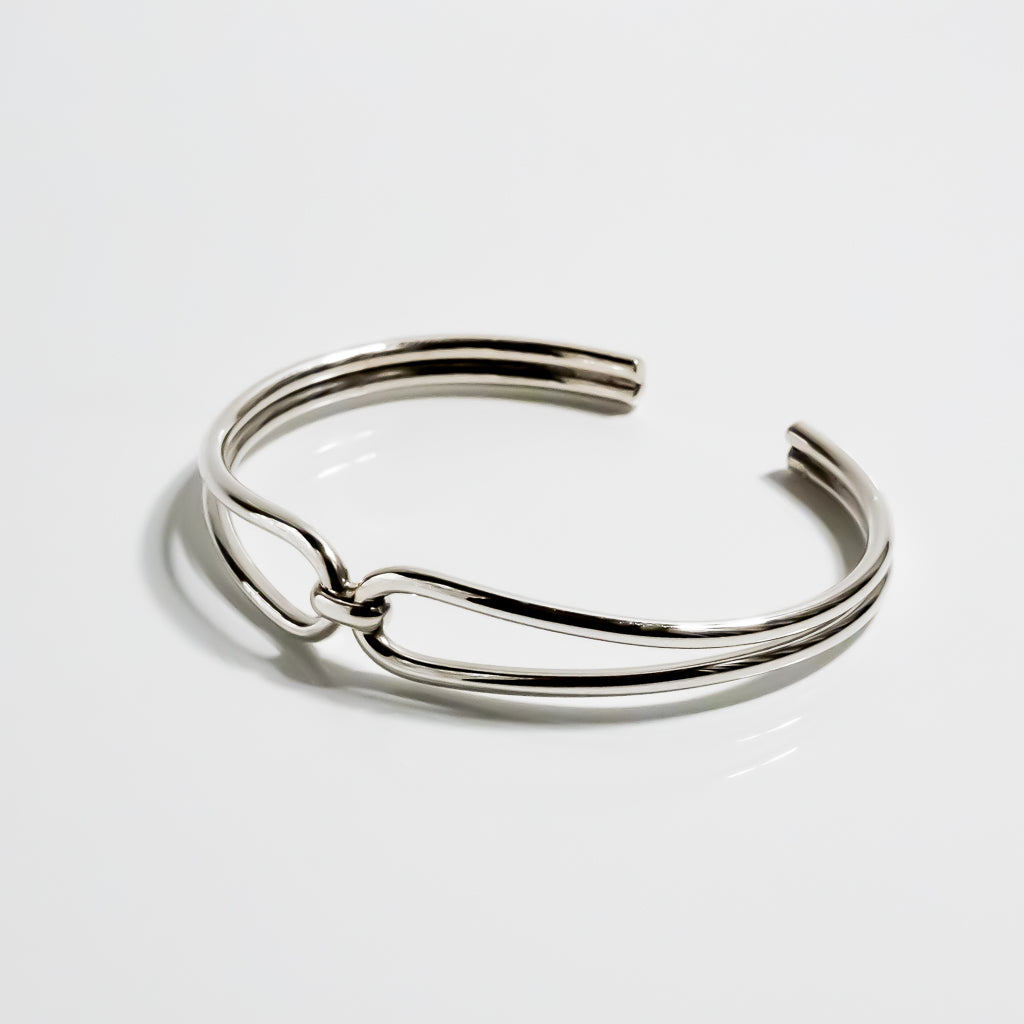 Cross Knot Bangle