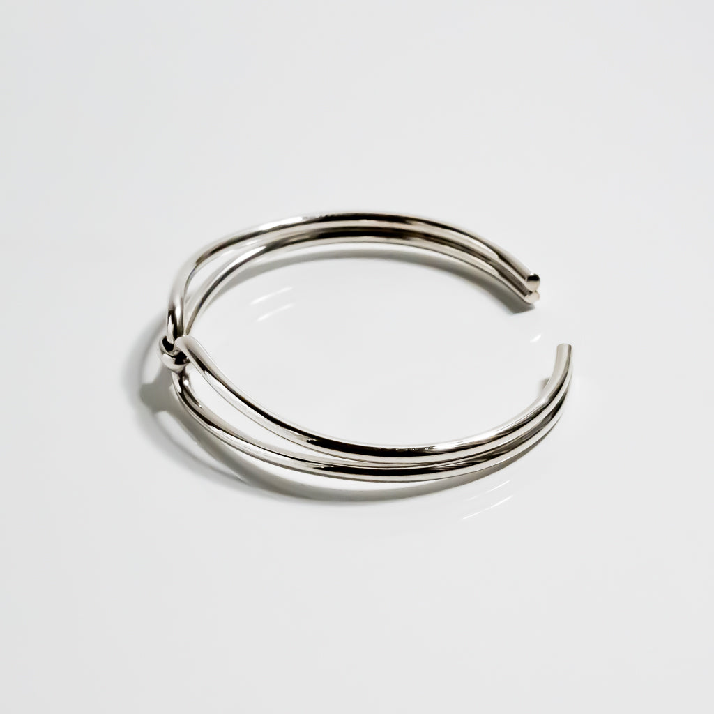 Cross Knot Bangle