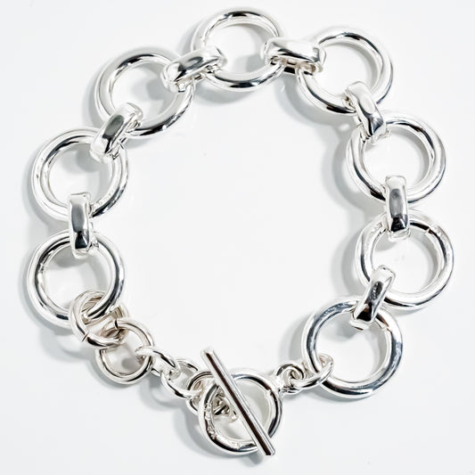 Large Round Shaped Chain Bracelet